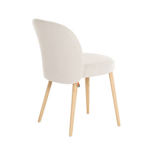 Mobitec Neo C0150 stoel in ecru bouclé, schuin achteraanzicht