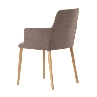 Mobitec Rob C0212 armstoel in taupe stof, schuin achteraanzicht