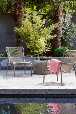 Loop lounge chair